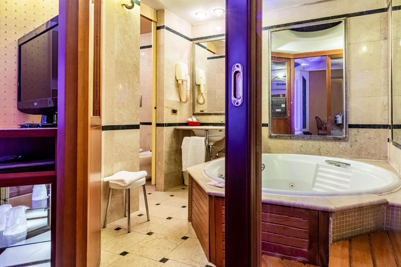 Hotel Motel Miami Pioltello Ngoại thất bức ảnh
